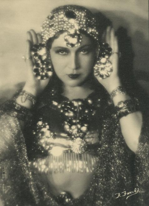 Milda Brehmane-&Scaron;tengele as the Queen of Sheba in Karl Goldmark&rsquo;s opera Die K&ouml;nigin von Saba. Costume design by Ludolfs Liberts (premiere at the Latvian National Opera 20.03.1935, director Ludolfs Liberts, conductor Teodors Reiters). 1935. Unknown photographer. Collection of the Latvian National Museum of Literature and Music, Riga. Publicity photo